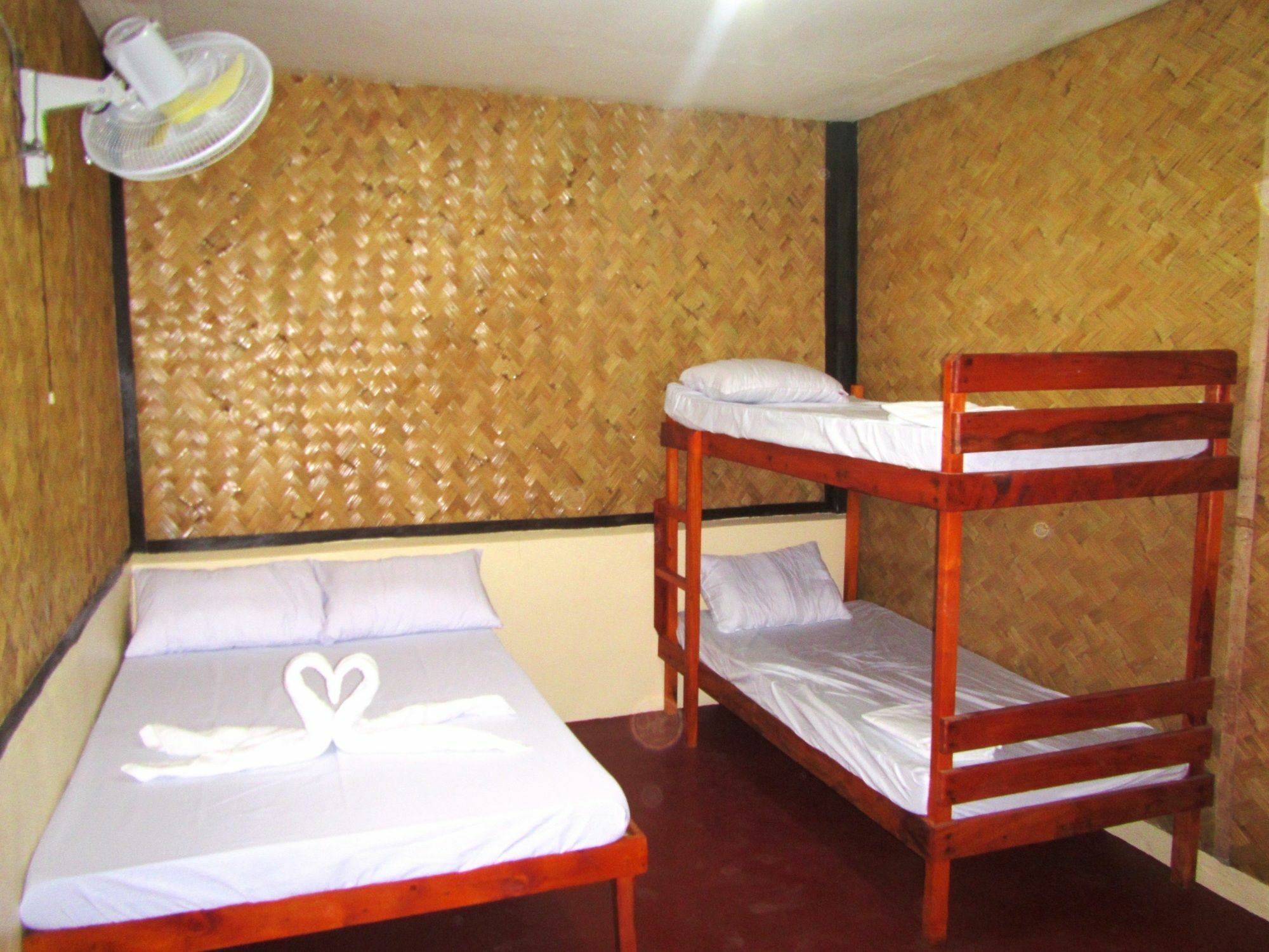 Coron Guapos Guesthouse المظهر الخارجي الصورة